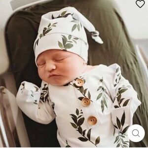 Caden Lane White and Green Leaf Print Kids Pajama Set